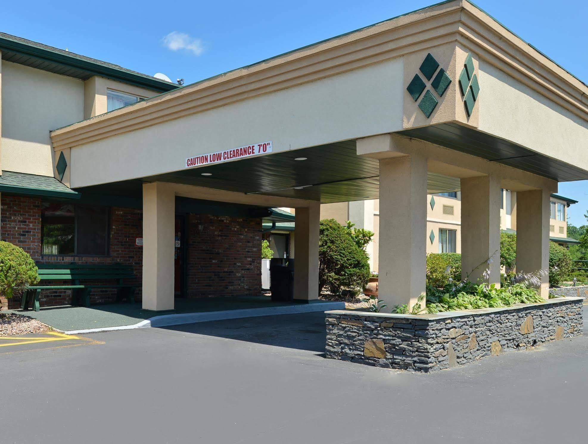 Americas Best Value Inn New Paltz Dış mekan fotoğraf